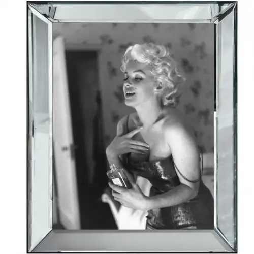  Picture Monroe Chanel No. 5 - 50x4.5x60cm Marilyn Monroe